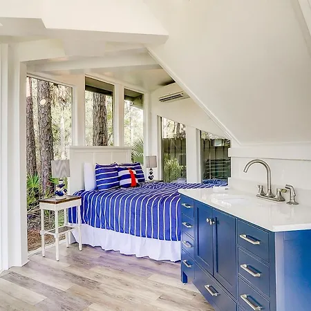 Sealoft 2041 Villa